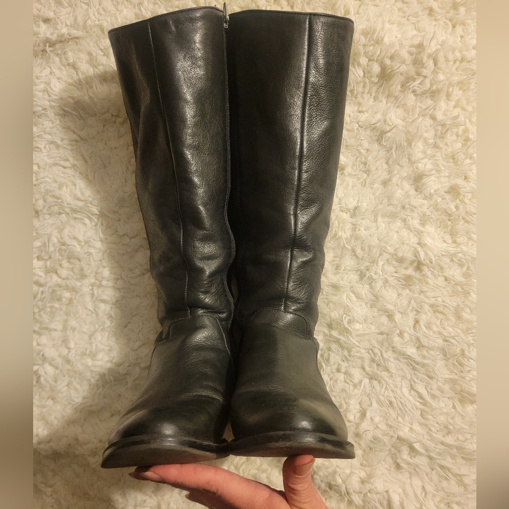 Arturo Chaing black leather boots
